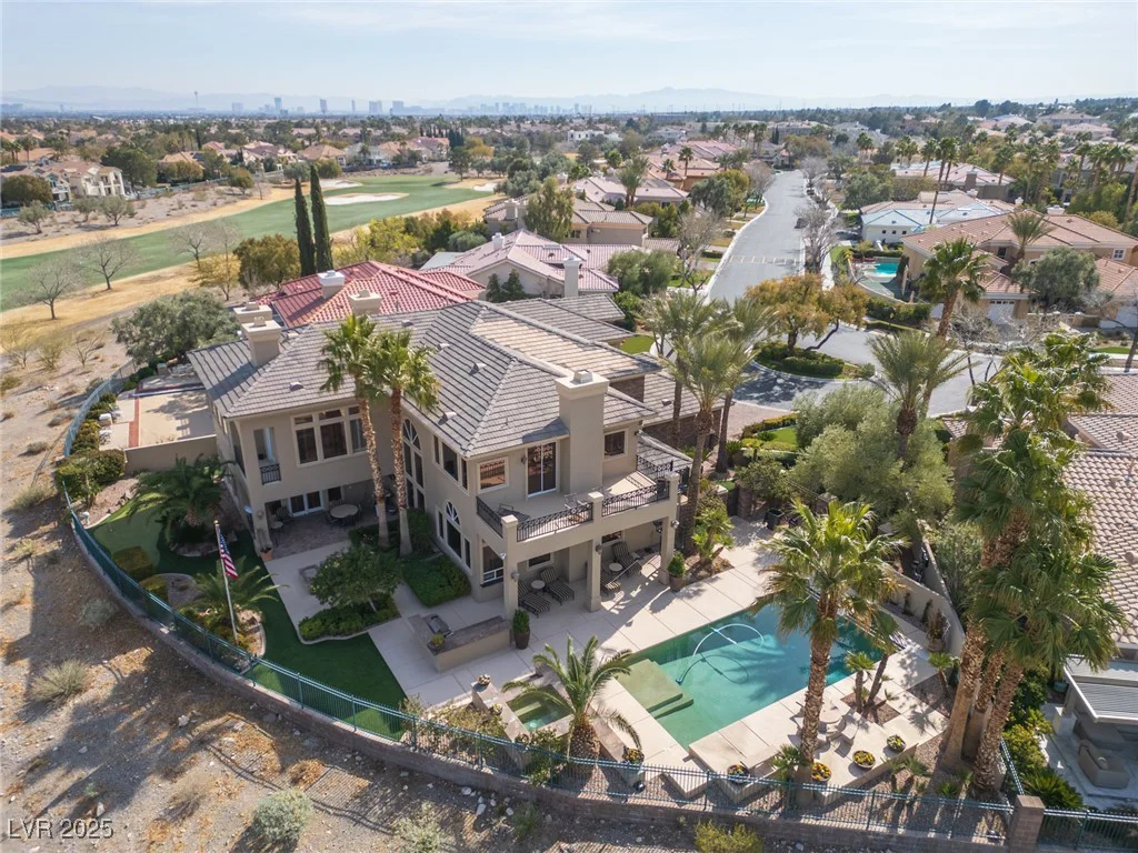 9000 Thornbury, Las Vegas, NV 89134