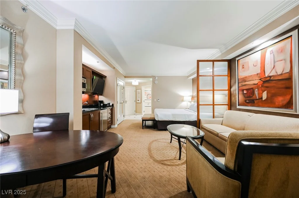 145 HARMON, Las Vegas, NV 89109