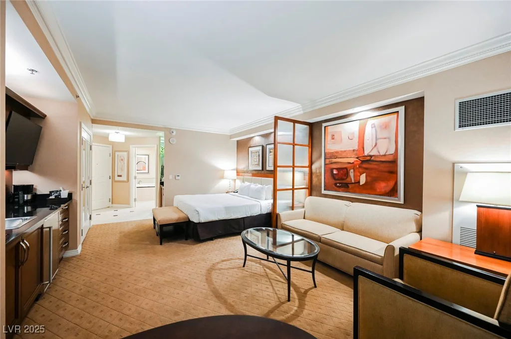 145 HARMON, Las Vegas, NV 89109