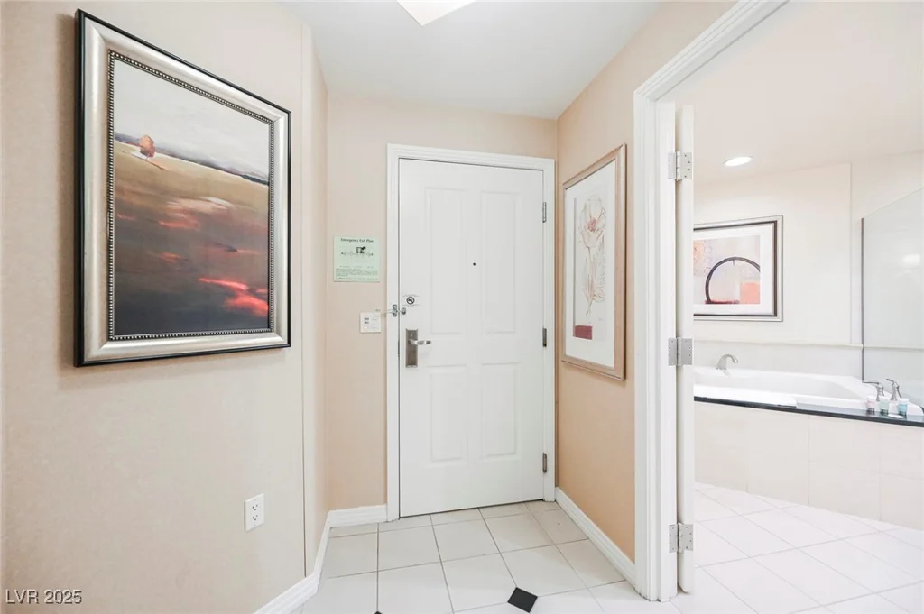 145 HARMON, Las Vegas, NV 89109