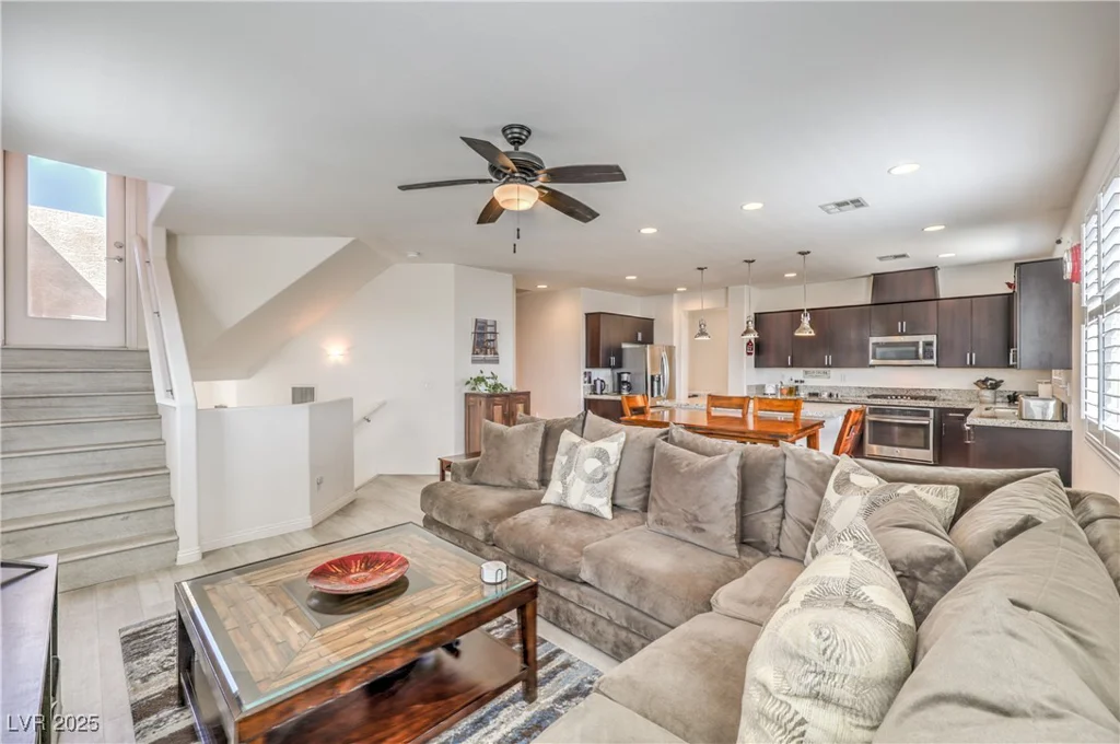 10490 Palmadora, Las Vegas, NV 89178