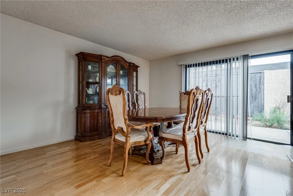 3301 China, Las Vegas, NV 89121