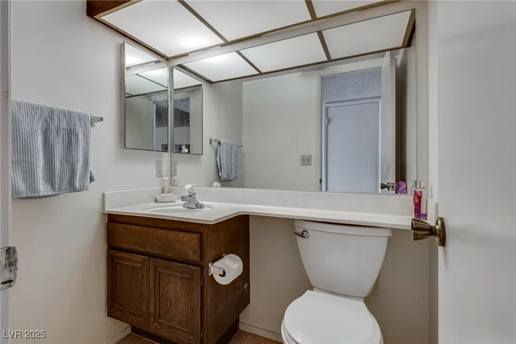 3301 China, Las Vegas, NV 89121