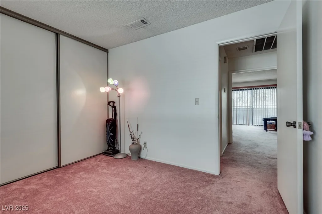 3301 China, Las Vegas, NV 89121