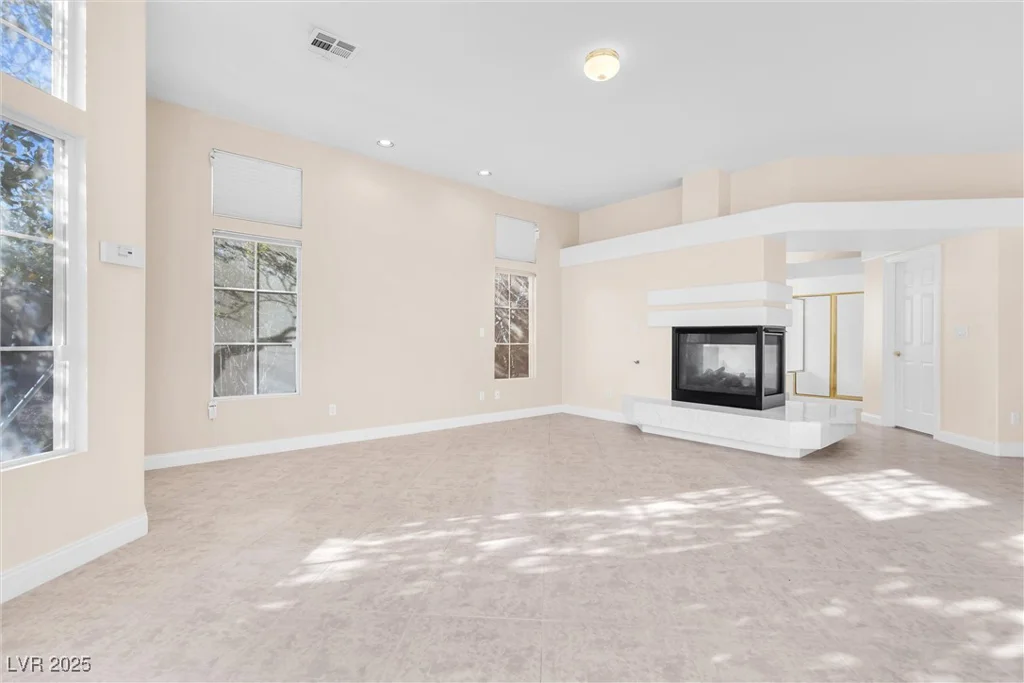 4024 Mansion Hall, Las Vegas, NV 89129
