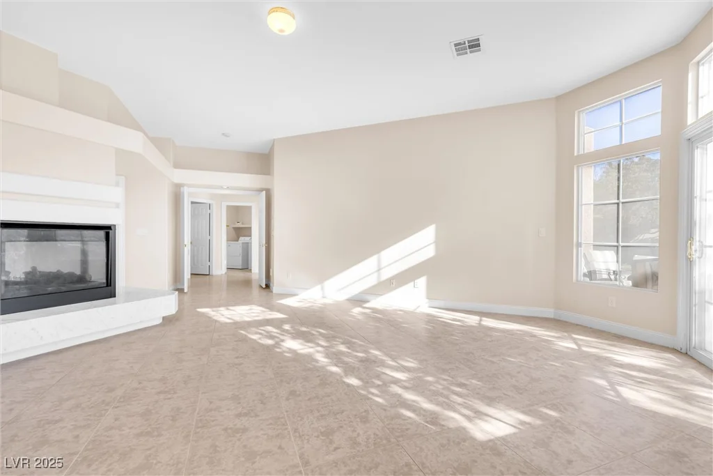 4024 Mansion Hall, Las Vegas, NV 89129