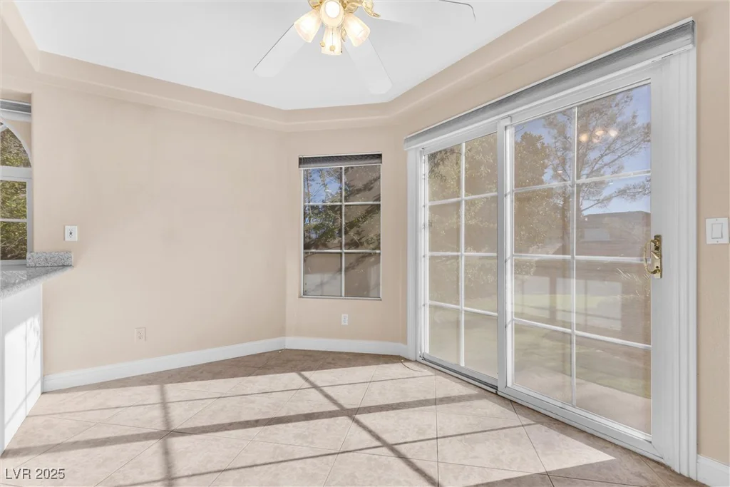 4024 Mansion Hall, Las Vegas, NV 89129