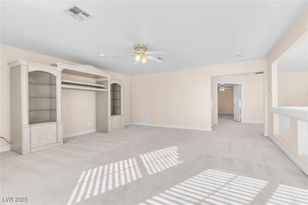 4024 Mansion Hall, Las Vegas, NV 89129