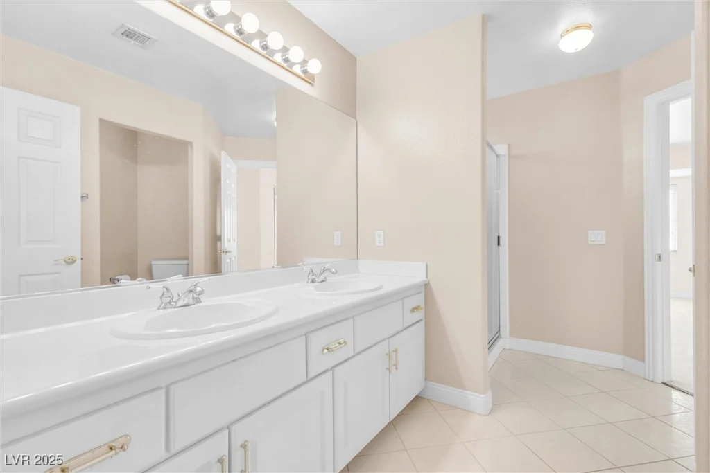4024 Mansion Hall, Las Vegas, NV 89129
