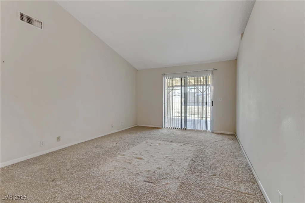4629 Cattleman, North Las Vegas, NV 89031