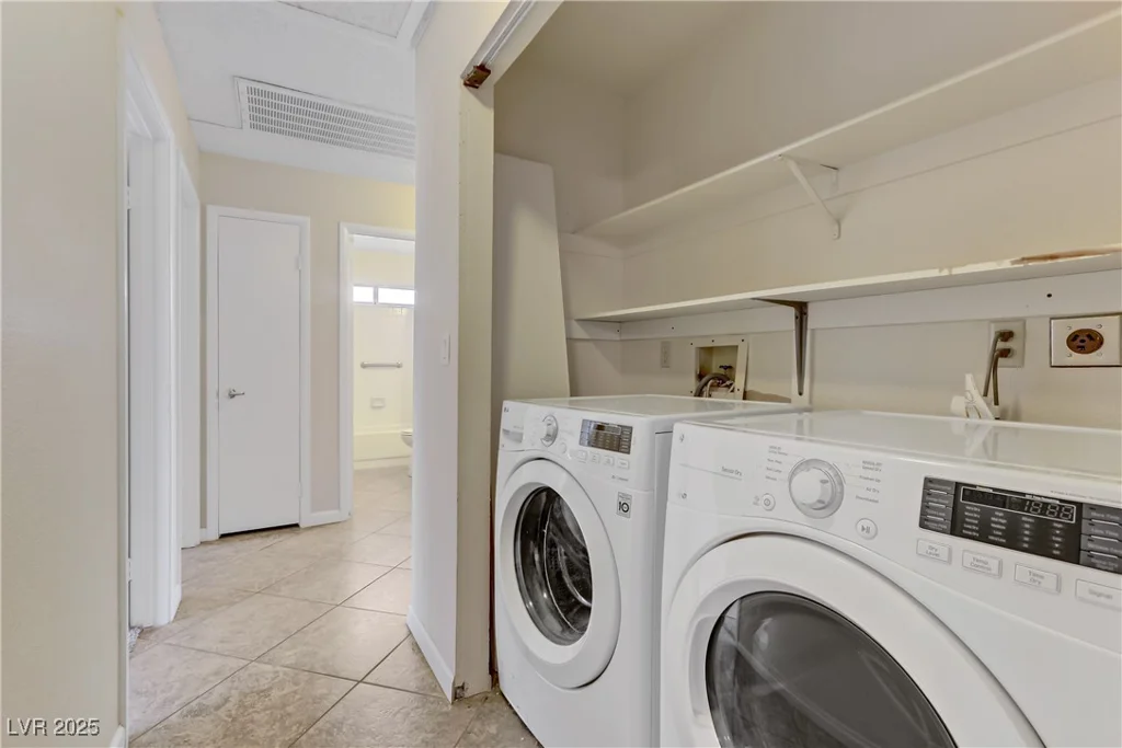 4629 Cattleman, North Las Vegas, NV 89031