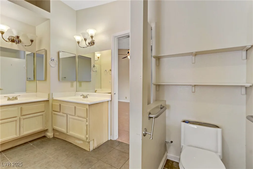 4629 Cattleman, North Las Vegas, NV 89031