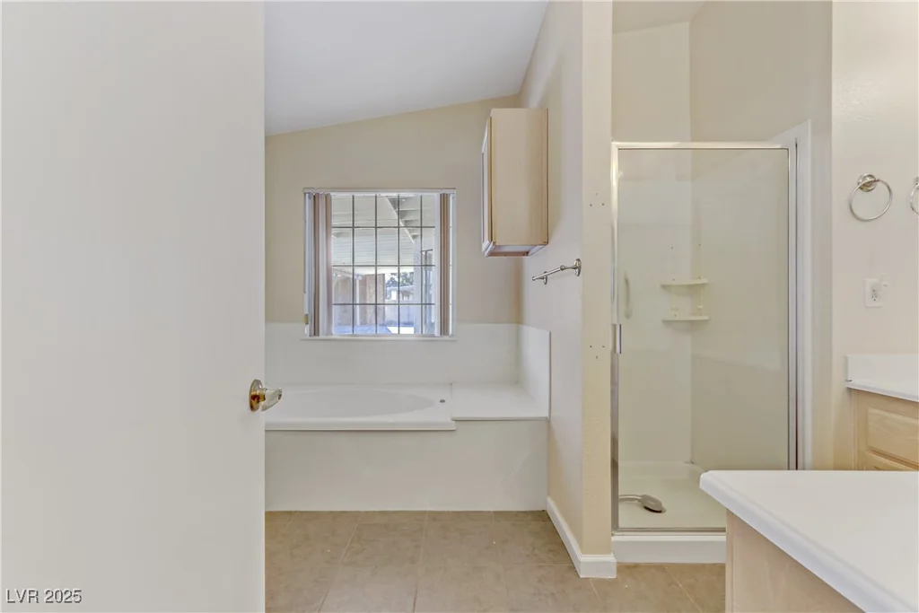 4629 Cattleman, North Las Vegas, NV 89031