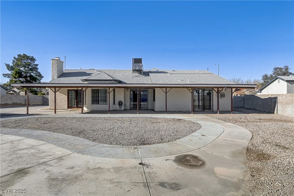 4629 Cattleman, North Las Vegas, NV 89031