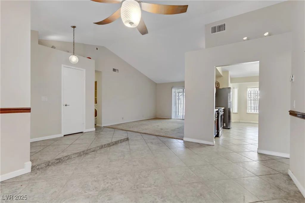 4629 Cattleman, North Las Vegas, NV 89031