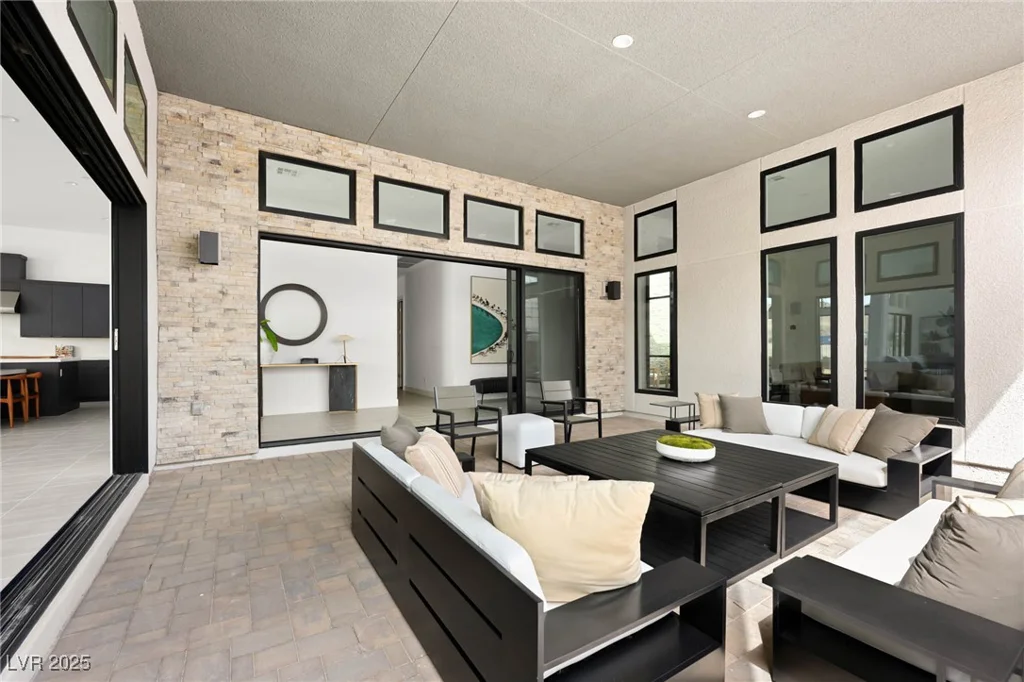 10921 ROSSA PEAK, Las Vegas, NV 89135