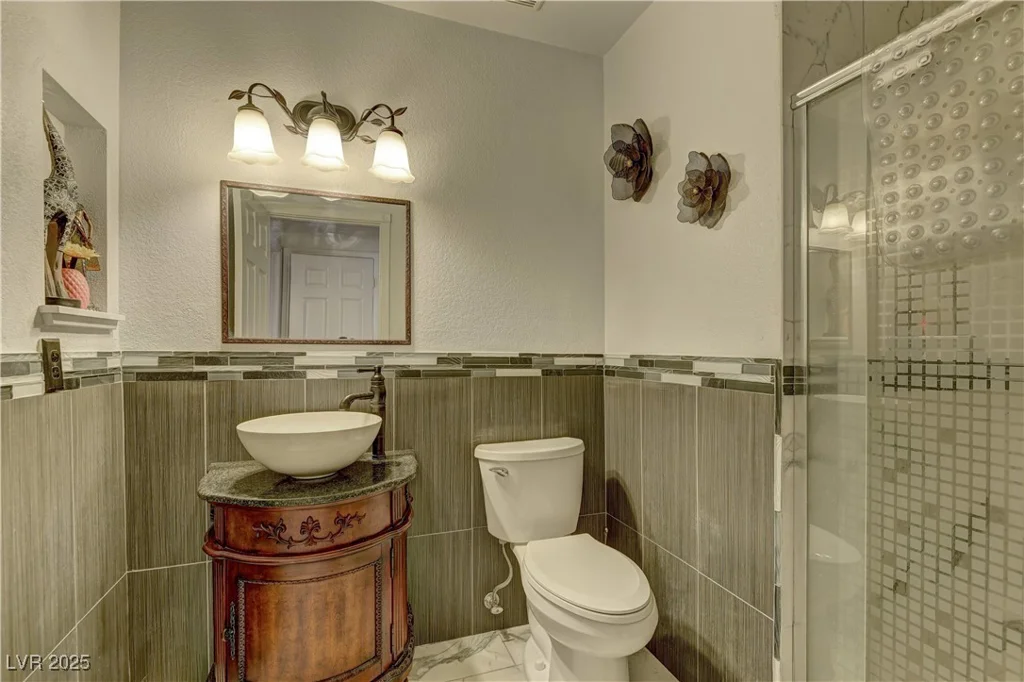 9909 Barrier Reef, Las Vegas, NV 89117