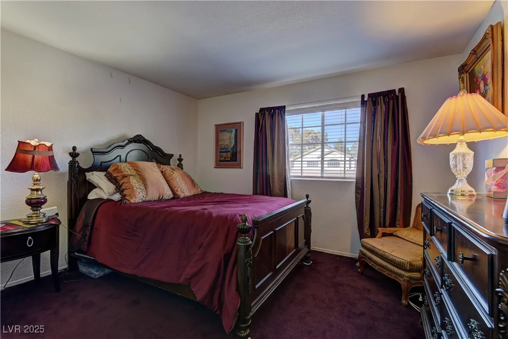 9909 Barrier Reef, Las Vegas, NV 89117