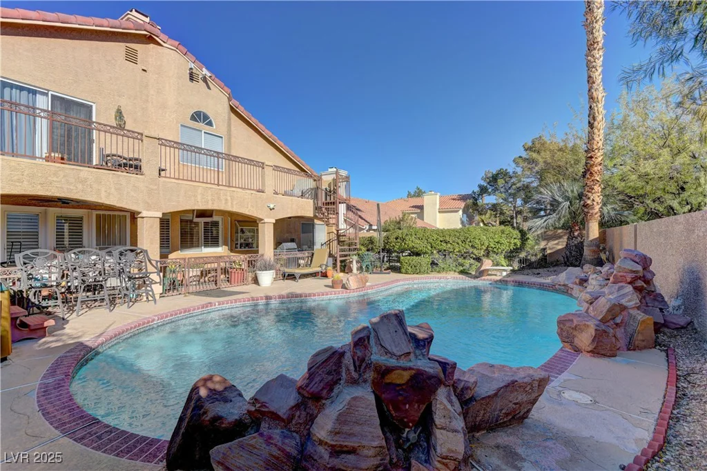 9909 Barrier Reef, Las Vegas, NV 89117