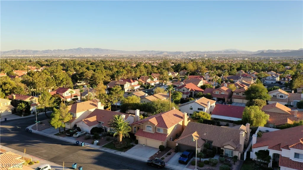 9909 Barrier Reef, Las Vegas, NV 89117