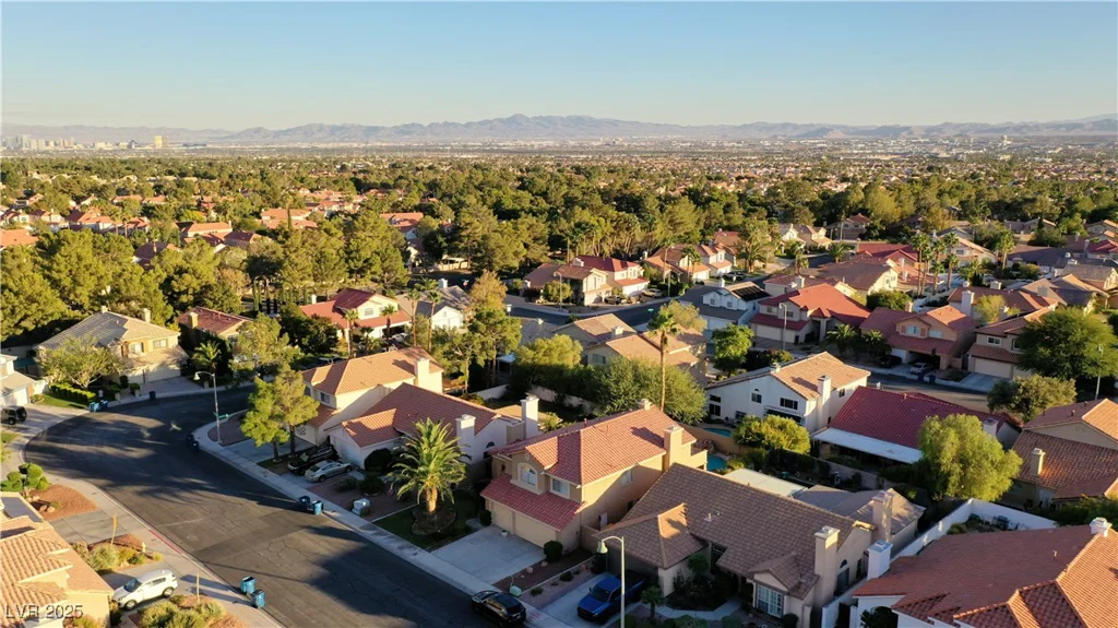 9909 Barrier Reef, Las Vegas, NV 89117