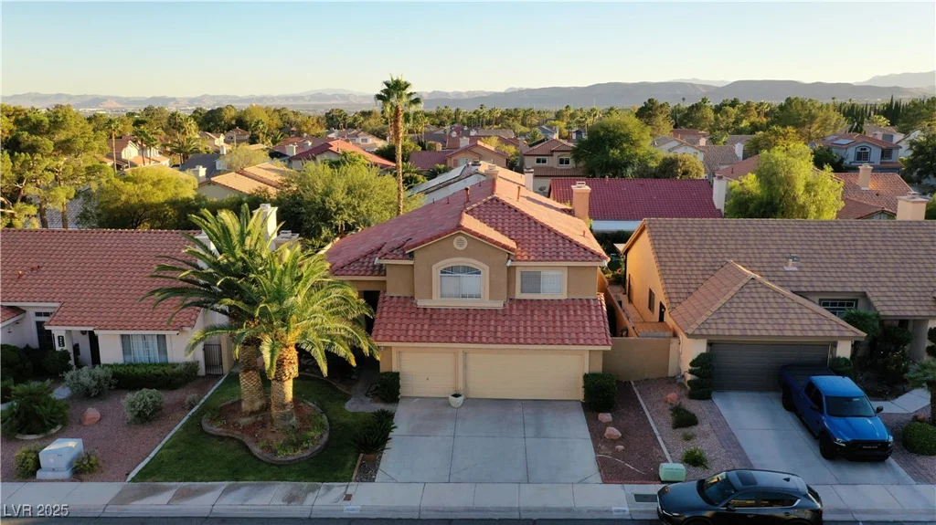9909 Barrier Reef, Las Vegas, NV 89117