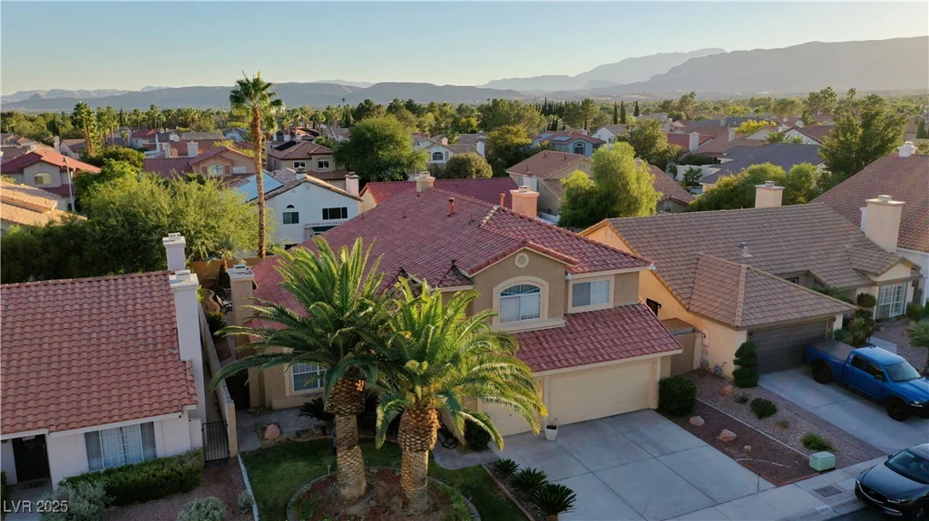 9909 Barrier Reef, Las Vegas, NV 89117