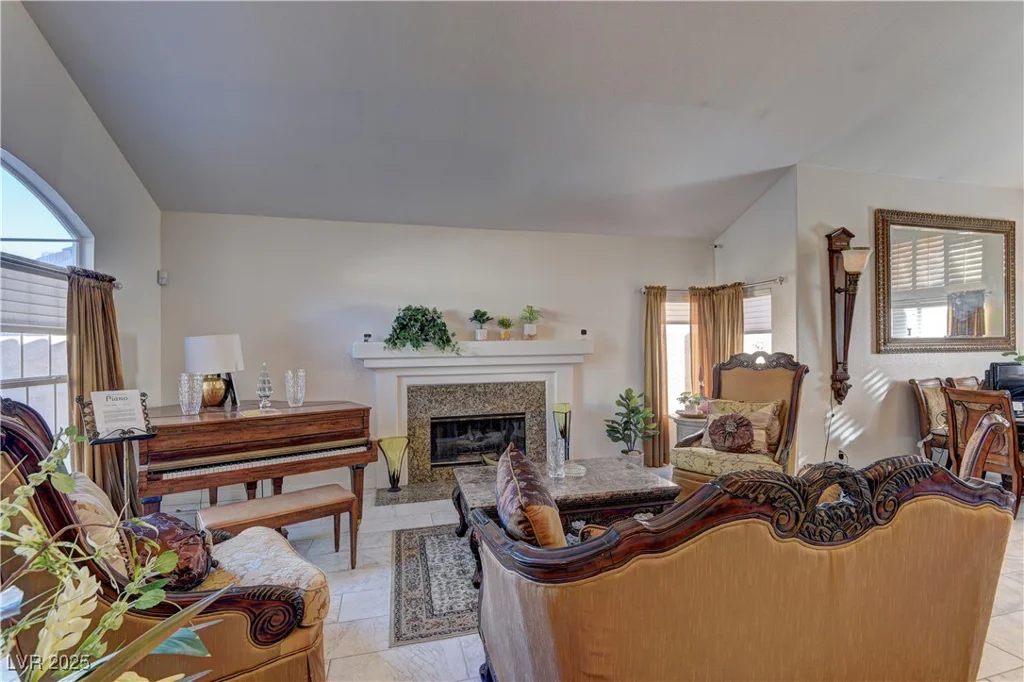 9909 Barrier Reef, Las Vegas, NV 89117