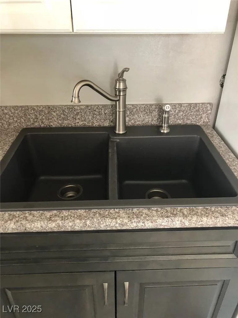 11 Magnesium, Henderson, NV 89015
