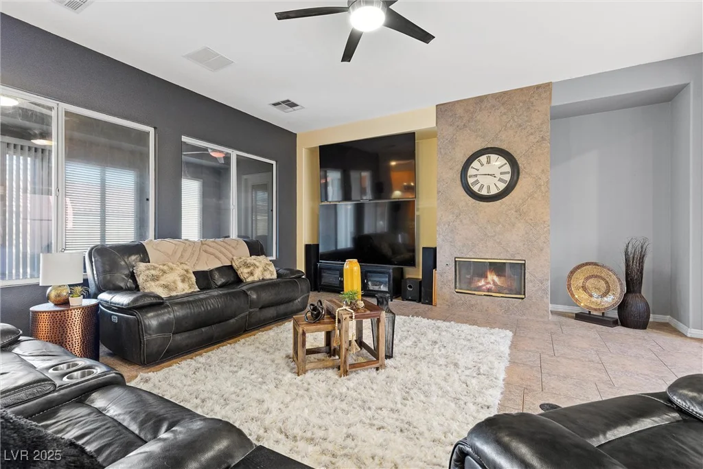 7232 Frontier Hills, Las Vegas, NV 89113