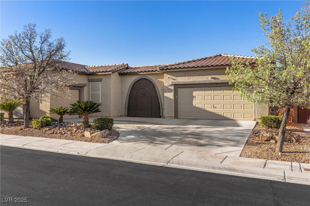 7232 Frontier Hills, Las Vegas, NV 89113