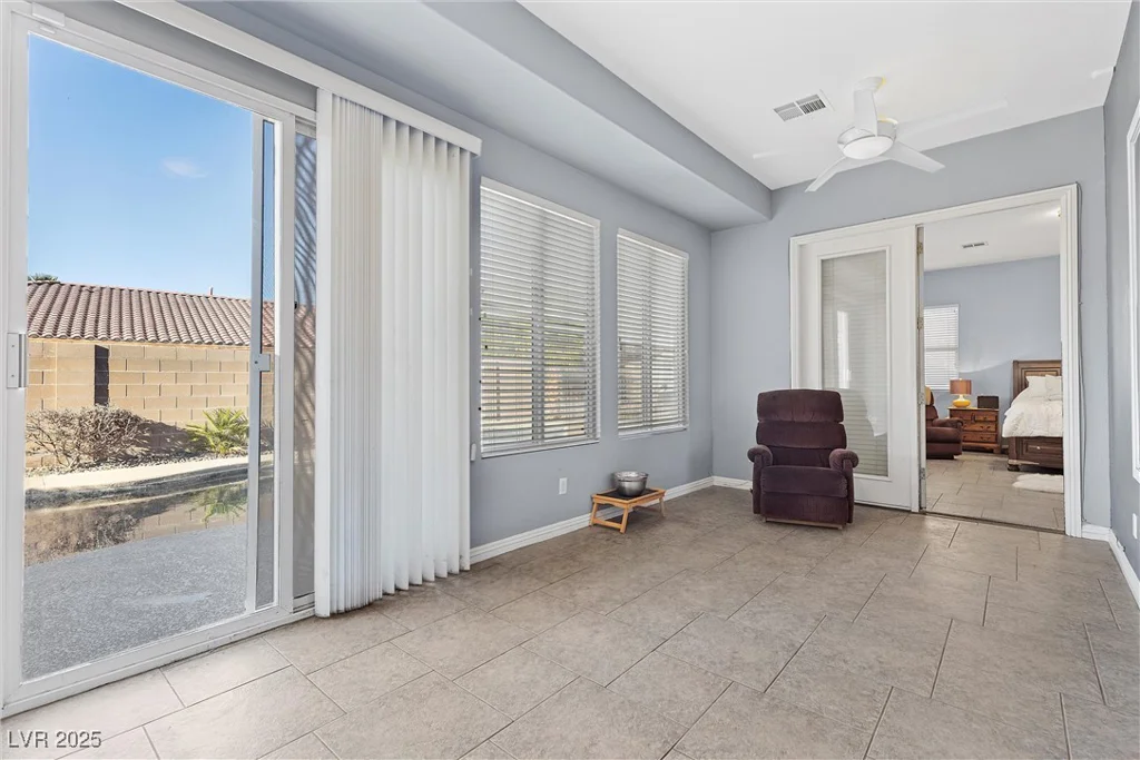 7232 Frontier Hills, Las Vegas, NV 89113
