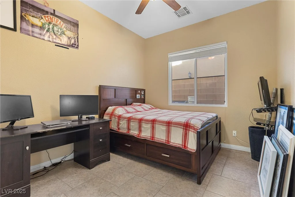 7232 Frontier Hills, Las Vegas, NV 89113