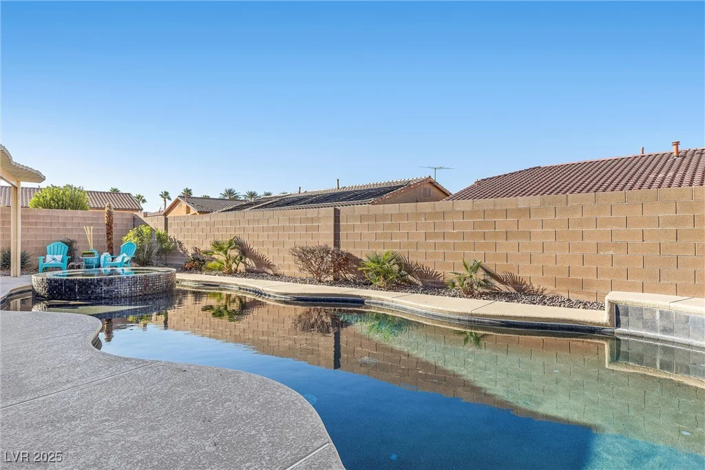 7232 Frontier Hills, Las Vegas, NV 89113