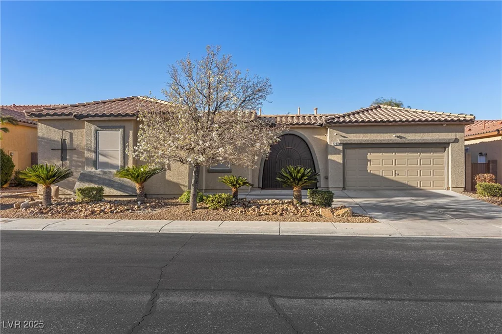 7232 Frontier Hills, Las Vegas, NV 89113