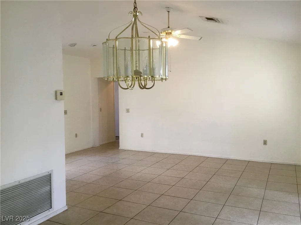 8501 Stan Crest, Las Vegas, NV 89134