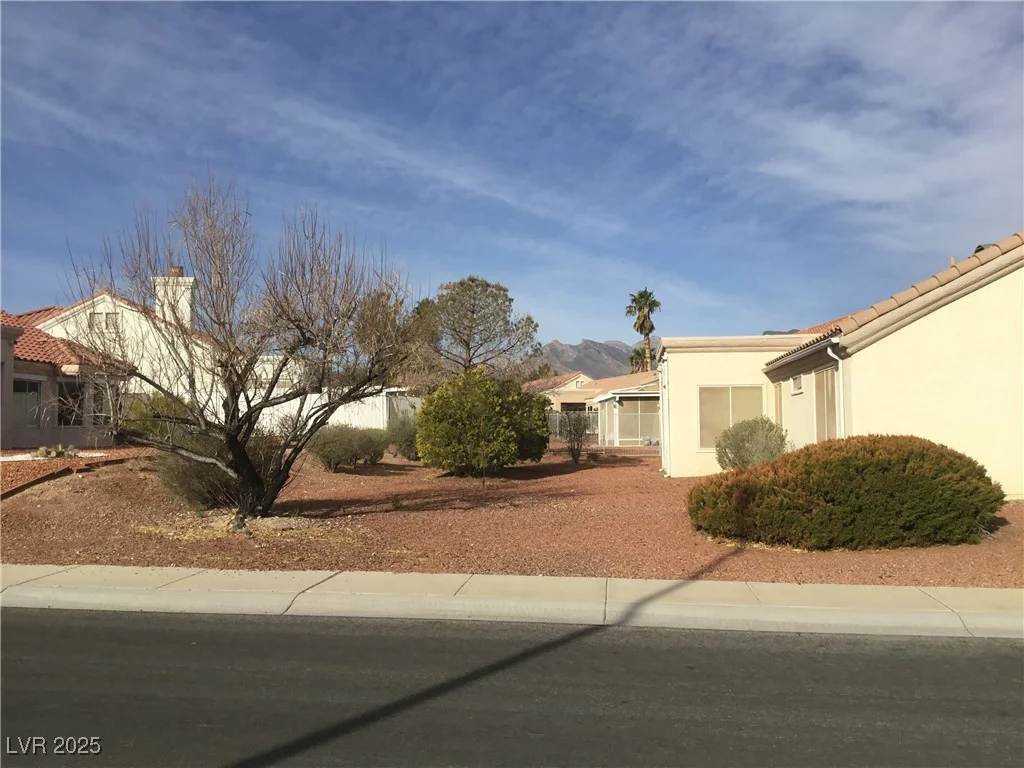 8501 Stan Crest, Las Vegas, NV 89134