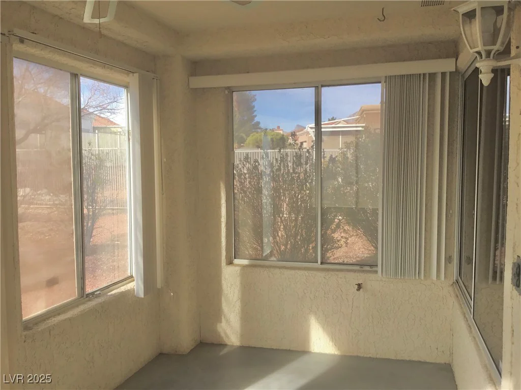 8501 Stan Crest, Las Vegas, NV 89134