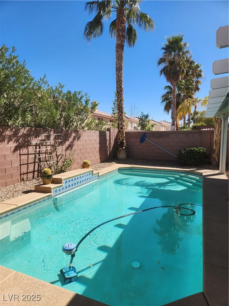 7416 Tuckaway Harbor, Las Vegas, NV 89139