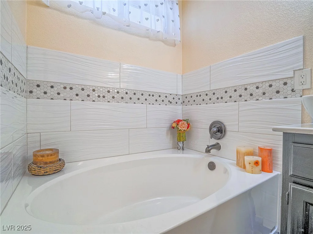 120 Montesol, Henderson, NV 89012