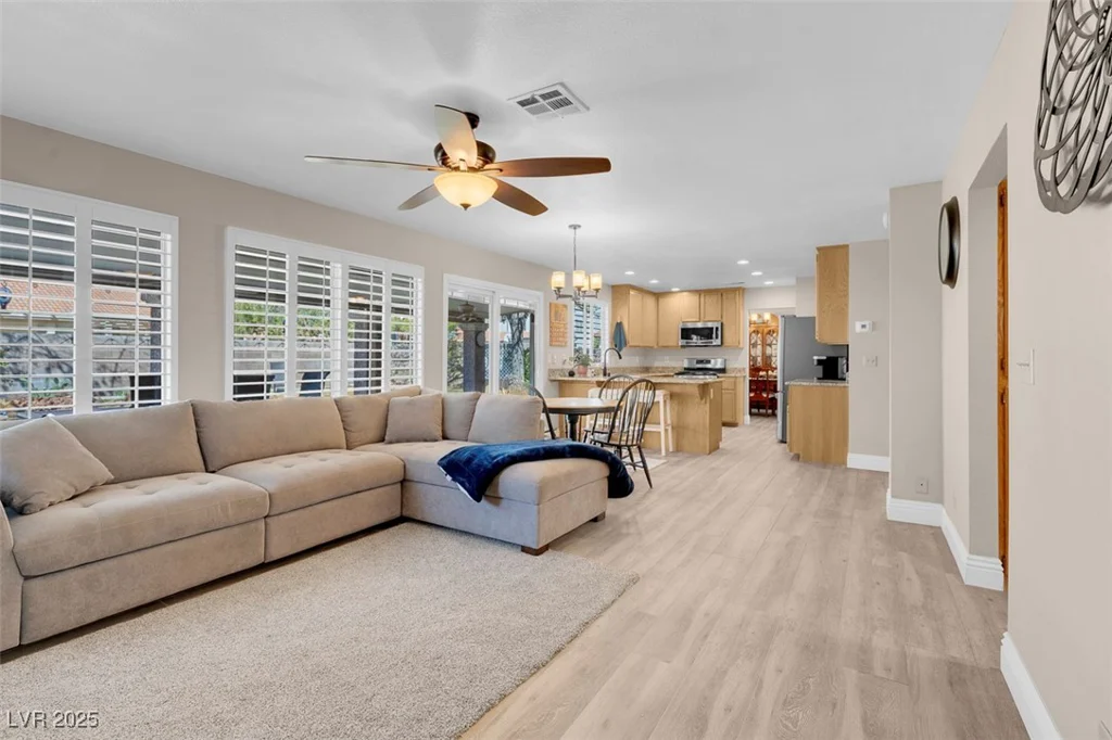 4647 Stearman, North Las Vegas, NV 89031