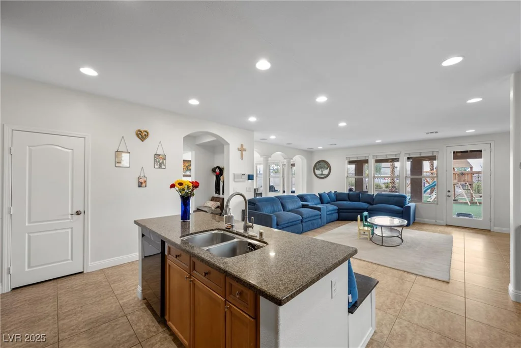 7825 Alameda Creek, Las Vegas, NV 89113