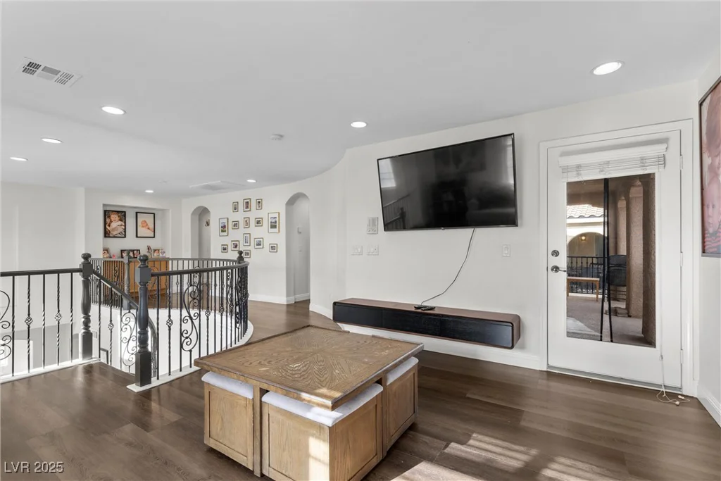 7825 Alameda Creek, Las Vegas, NV 89113
