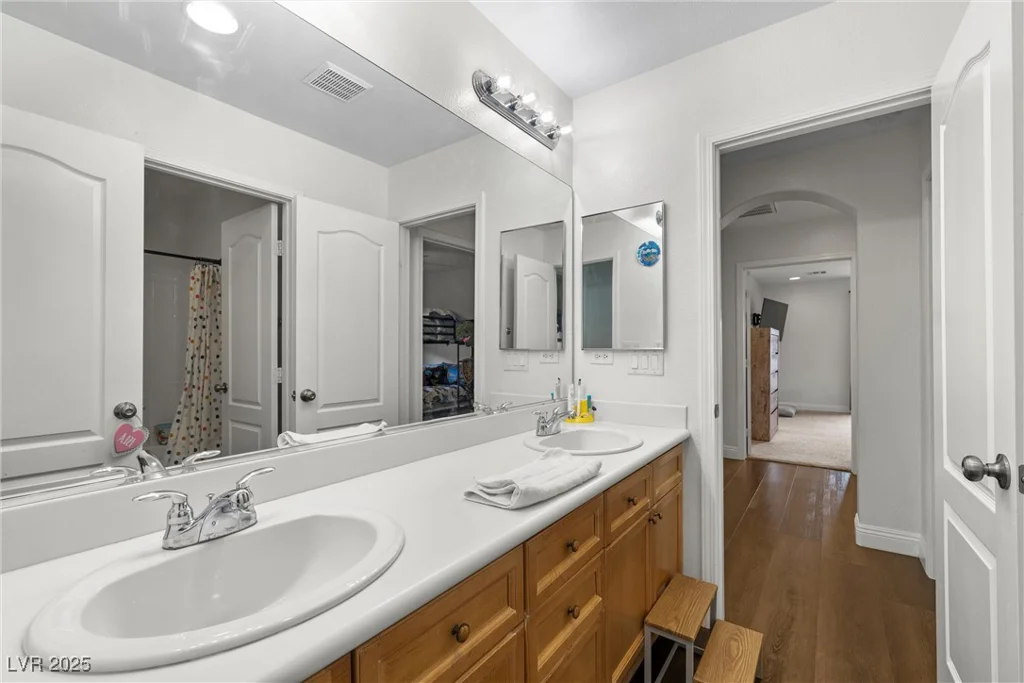 7825 Alameda Creek, Las Vegas, NV 89113