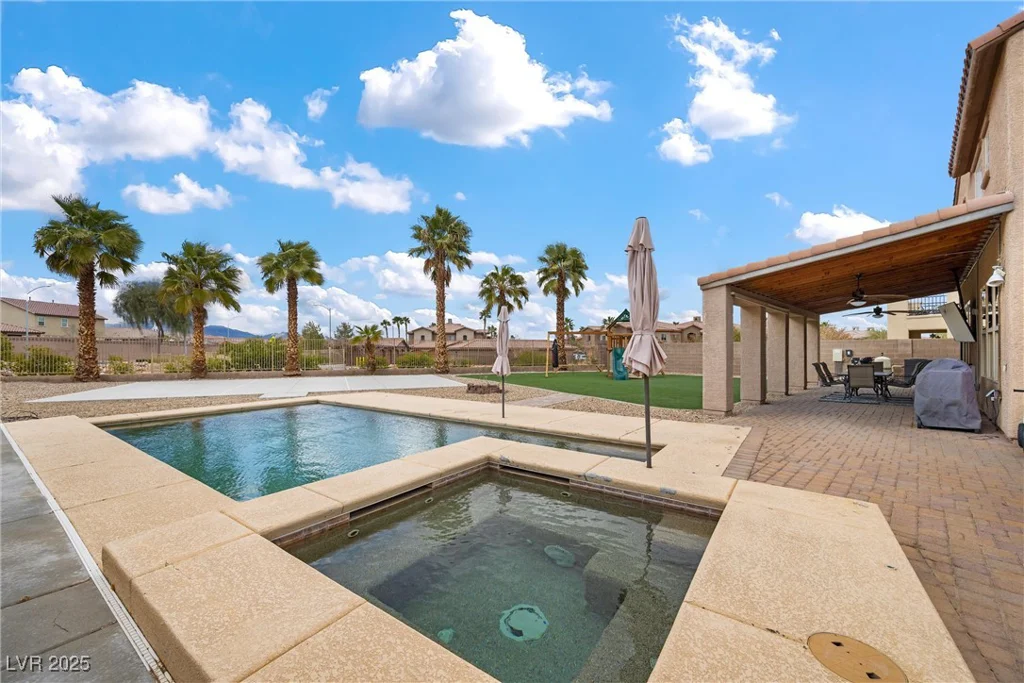 7825 Alameda Creek, Las Vegas, NV 89113