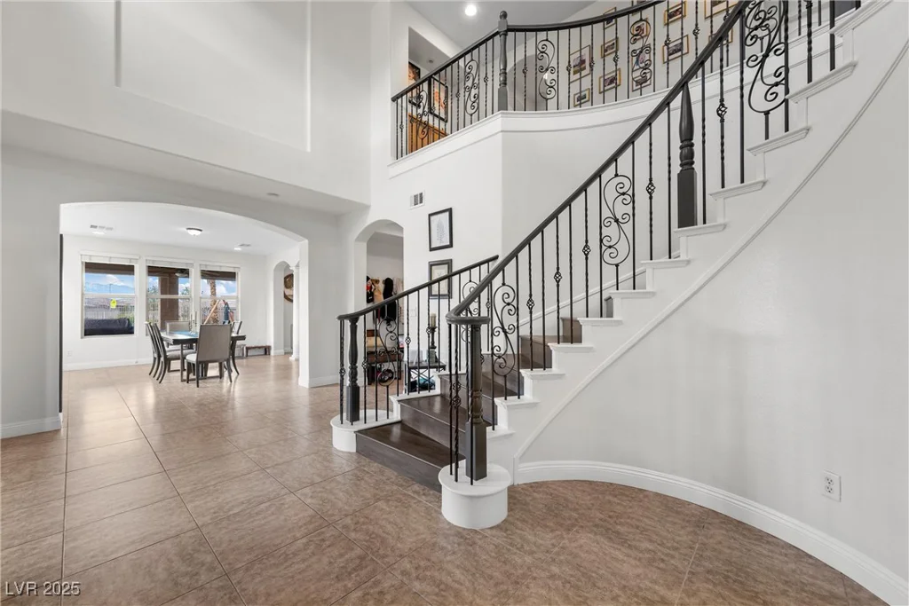 7825 Alameda Creek, Las Vegas, NV 89113