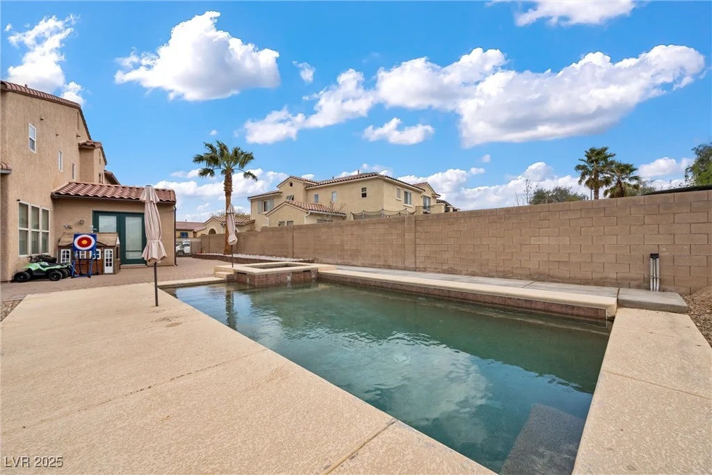 7825 Alameda Creek, Las Vegas, NV 89113
