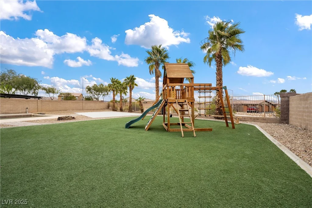 7825 Alameda Creek, Las Vegas, NV 89113