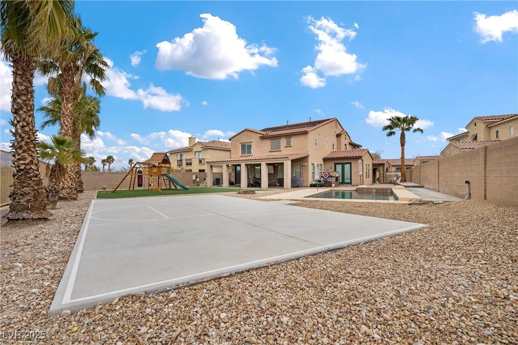 7825 Alameda Creek, Las Vegas, NV 89113