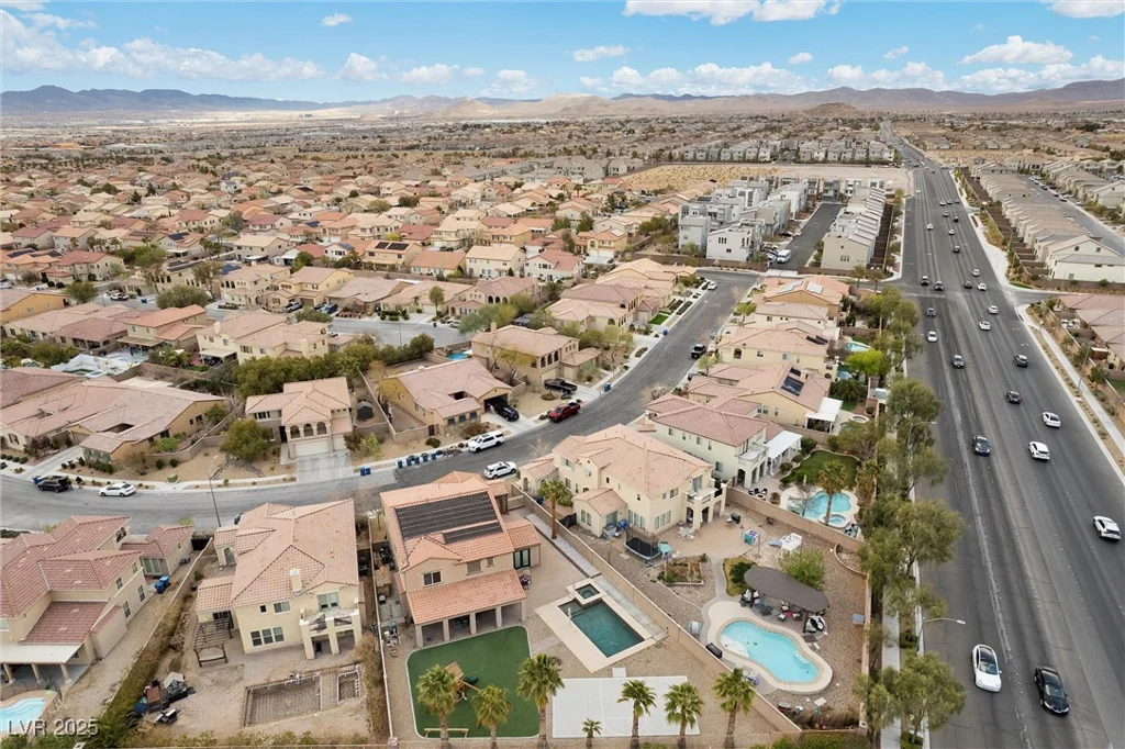 7825 Alameda Creek, Las Vegas, NV 89113